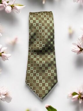 Van Heusen Green Gold Tie Geometric Pattern